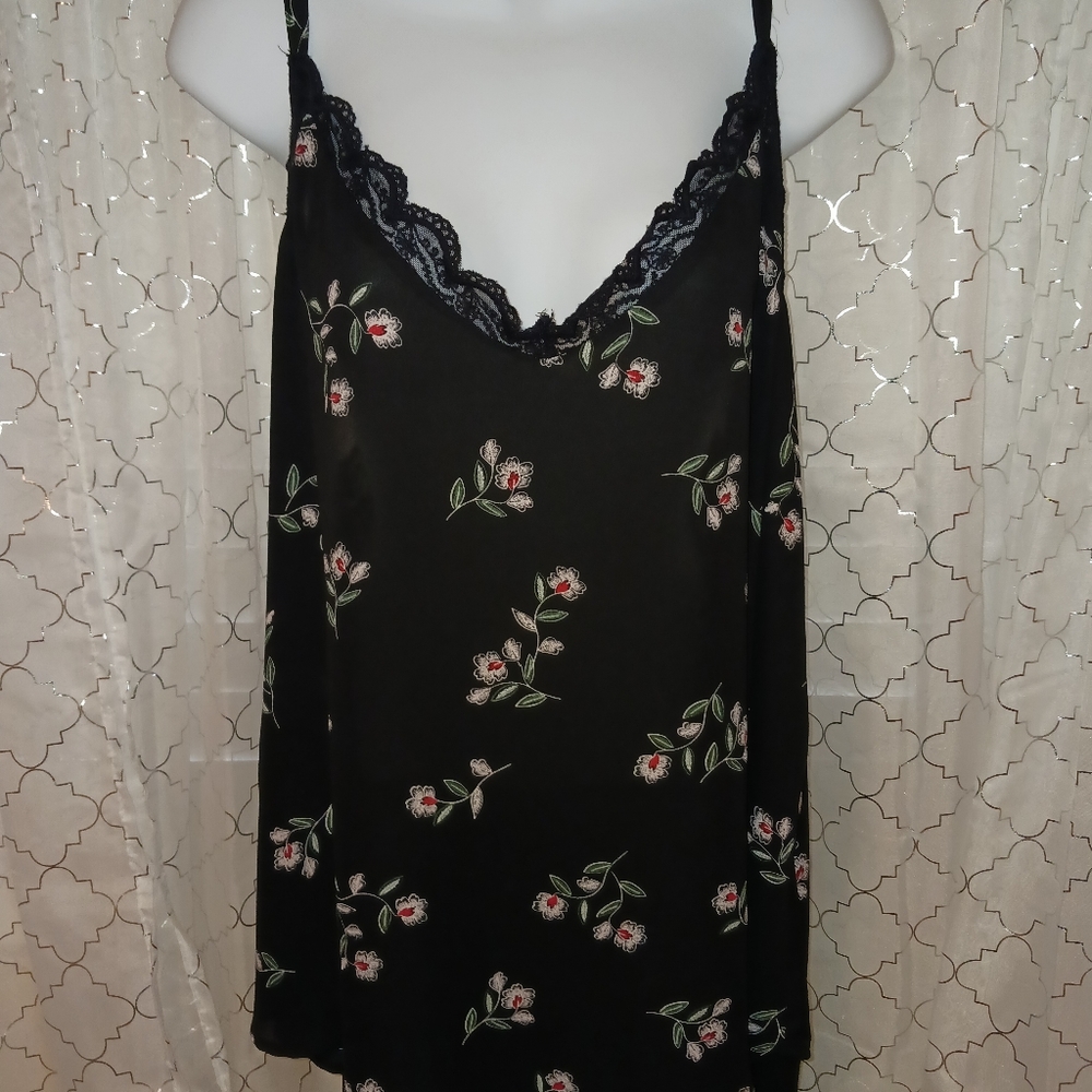 Women's Plus Size Tank Top from Torrid